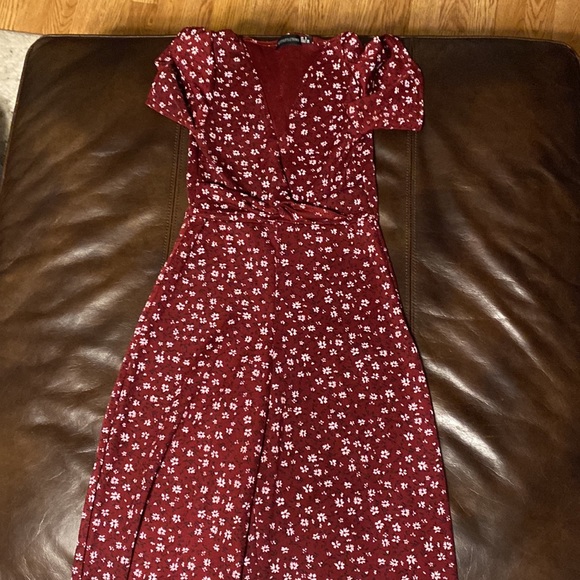 Maroon Floral Wide-Leg Romper Jumpsuit - Picture 4 of 8